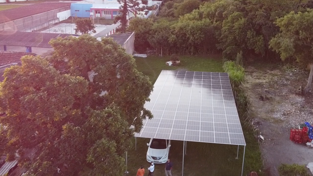 Morales Casa De Carnes | Pelotas - RS | Economia 67.200 kWh/ano